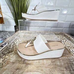 Aldo Platform Sandals Size 7.5